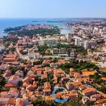 Eleonora Apartment