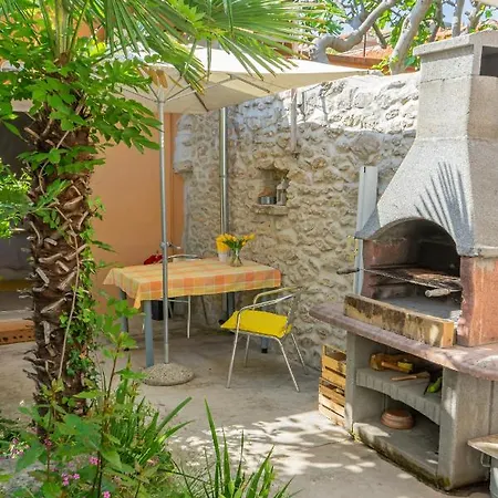 Eleonora Apartmán *