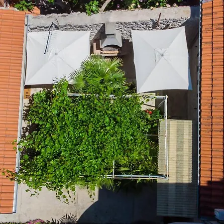 Διαμέρισμα Eleonora *