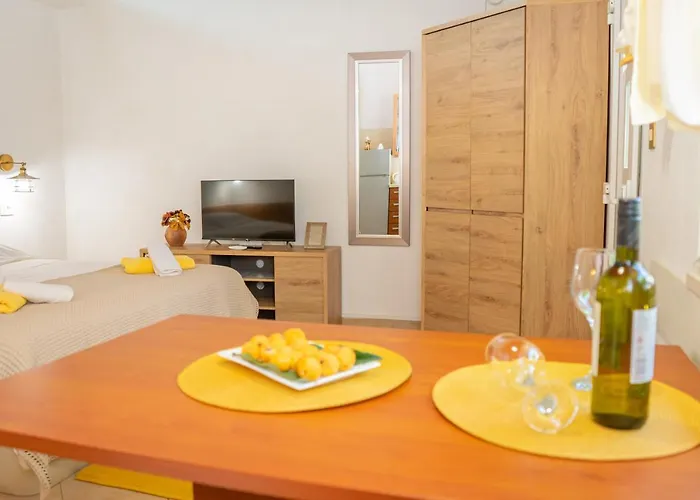 Eleonora Apartman